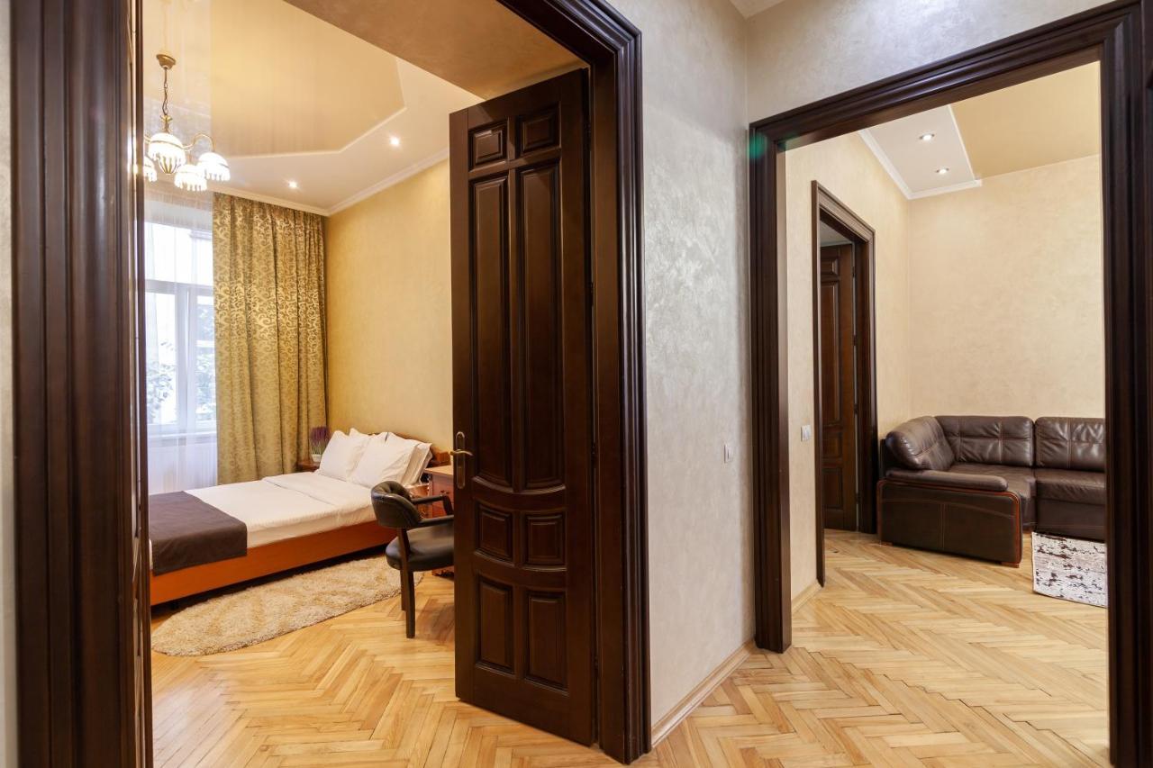 Alfa Apartments Levytskoho Lviv Luaran gambar