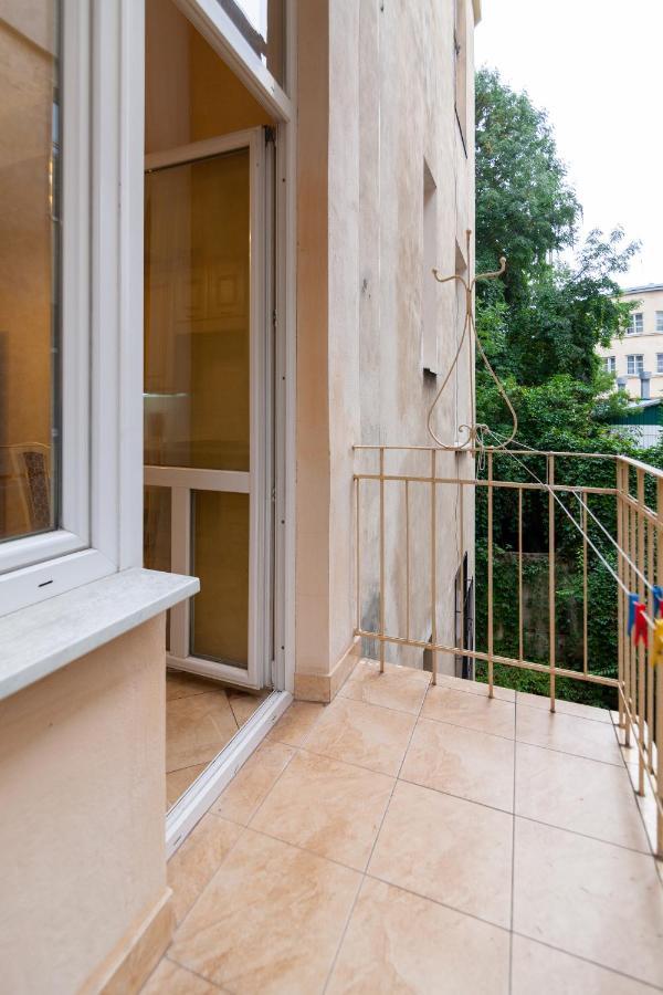 Alfa Apartments Levytskoho Lviv Luaran gambar