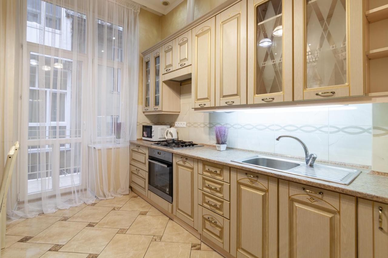 Alfa Apartments Levytskoho Lviv Luaran gambar